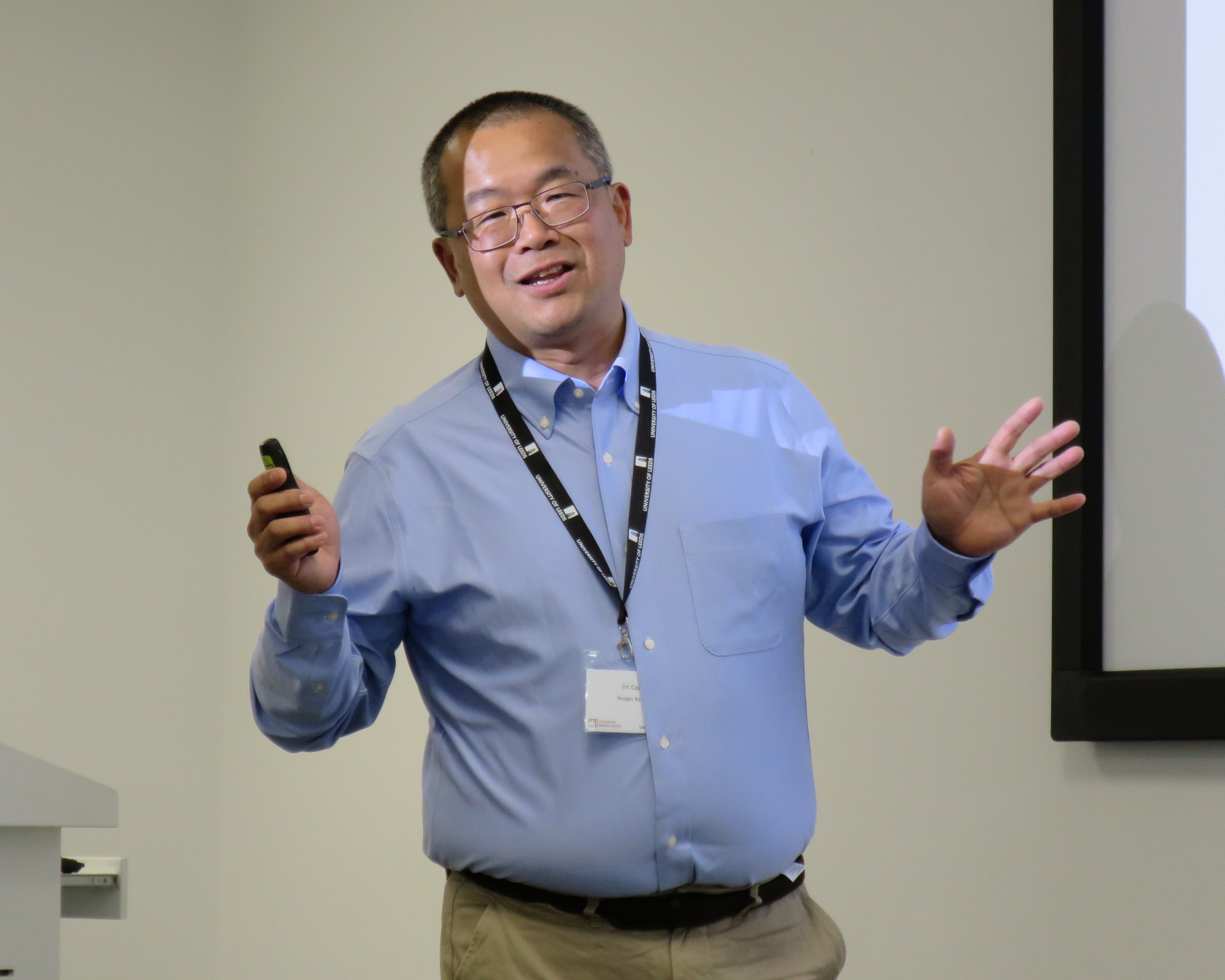 Jin Cao presenting at the IBI Workshop.